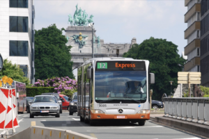 Sécurité en soirée : le MR propose l’arrêt à la demande dans les bus de la STIB